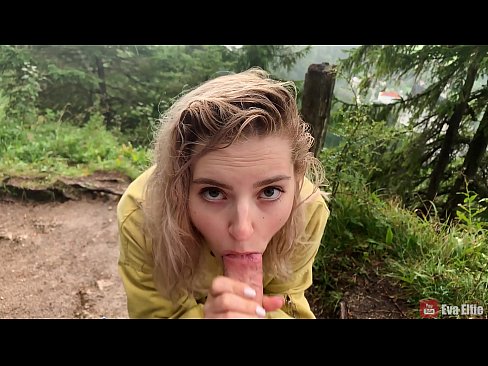 ❤️ Ragazza ingoia lo sperma dopo un pompino in pubblico - Eva Elfi ❤️ Super pornoal it.stroybassein.ru ️❤